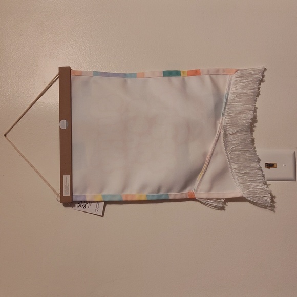 🌞 NWT New View Gifts "Sunny Days Ahead" Wall Tapestry Retro Bubble Letters - Picture 3 of 4